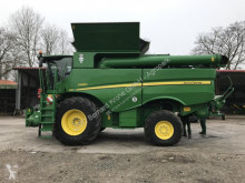 Maaidorser John Deere S690i