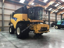 Moissonneuse-batteuse New Holland