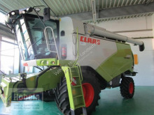 Moissonneuse-batteuse Claas Tucano 430