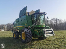 Moissonneuse-batteuse John Deere S690i
