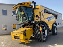 New Holland Moissonneuse-batteuse occasion