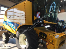 New Holland TC 5.80 Lagermaschine Moissonneuse-batteuse à 3 secoueurs occasion