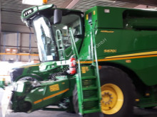 Žatva Kombajn John Deere S670