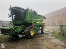 Moissonneuse-batteuse à 3 secoueurs John Deere WTS 9660