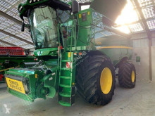 John Deere S770 Moissonneuse-batteuse occasion
