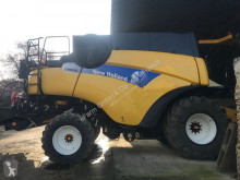 New Holland használt Arató-cséplő kombájn