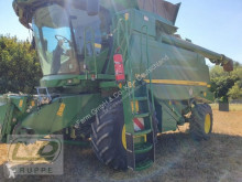 Moissonneuse-batteuse John Deere