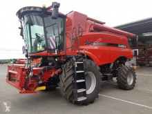 Moissonneuse-batteuse Case IH