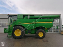 John Deere Mähdrescher