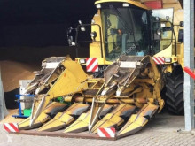 Mietitrebbiatrice New Holland