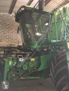 Ceifeira-debulhadora John Deere S690