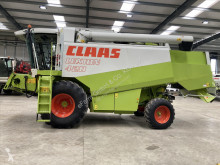 حصاد Claas آلة حصاد ودرس مستعمل