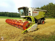 حصاد Claas آلة حصاد ودرس مستعمل