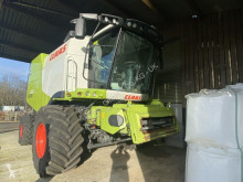 Ceifa Claas Ceifeira-debulhadora usada