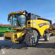 New Holland Moissonneuse-batteuse occasion