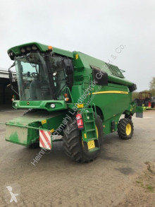 John Deere W 330 used Combine harvester