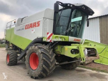 Claas Ceifeira-debulhadora usada