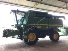 Ceifeira-debulhadora John Deere