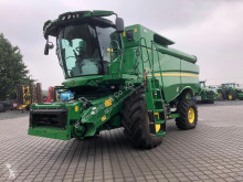 Ceifeira-debulhadora John Deere