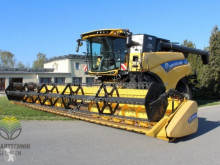 Ceifa New Holland Ceifeira-debulhadora usada