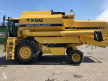 Mietitrebbiatrice New Holland