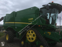 Skördemaskin-tröskmaskin med rotor John Deere S790 Raupe