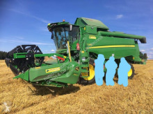 Moissonneuse-batteuse à 3 secoueurs John Deere T550 HM