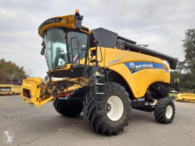 Moissonneuse-batteuse New Holland