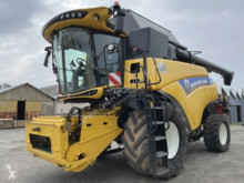 Moissonneuse-batteuse New Holland