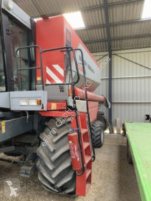Combină agricolă Massey Ferguson