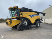 Moissonneuse-batteuse New Holland