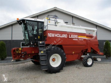 Moissonneuse-batteuse New Holland