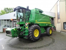 Moissonneuse-batteuse John Deere