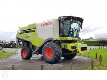 Moissonneuse-batteuse Claas LEXION750