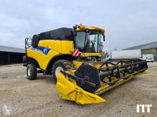 New Holland CR 9070 Moissonneuse-batteuse occasion