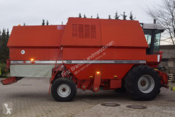 Massey Ferguson MF 38 Moissonneuse-batteuse à 6 secoueurs occasion