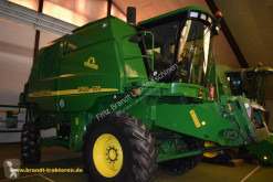 John Deere 9780 i CTS HM Skördemaskin-tröskmaskin med 6 skakare begagnad
