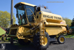 New Holland TC 56 Skördemaskin-tröskmaskin med 6 skakare begagnad