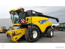 New Holland twin rotor Combine harvester CR 9080
