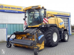 Ensileuse automotrice New Holland