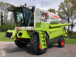 Claas Medion 340 used Combine harvester
