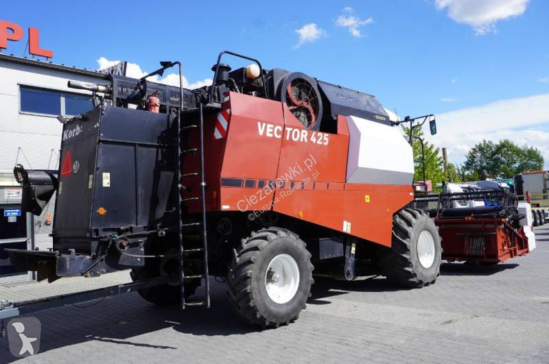 Moisson Rostselmash VECTOR 425 RSM-101 grain...