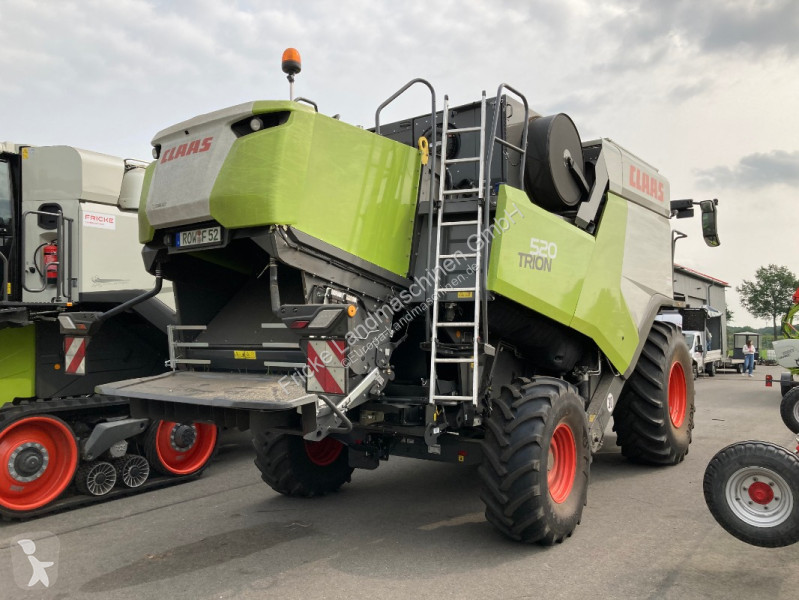 Ceifeira Claas  Trion 520
