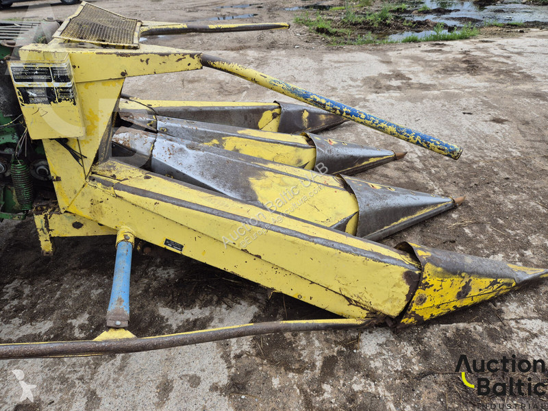 Жатва John Deere