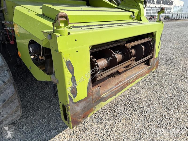 Збір врожаю Claas 750TT Combine Harvester
