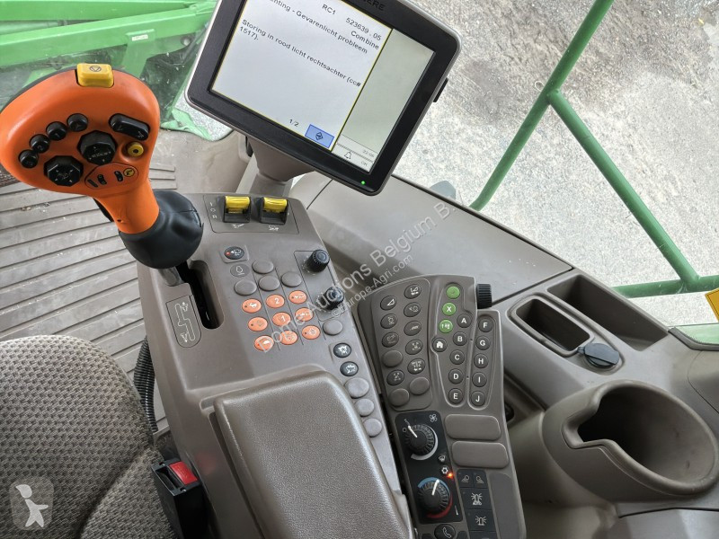 Žně John Deere T560i
