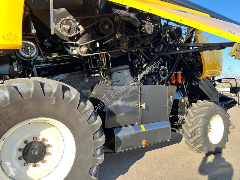 Moisson New Holland  CR 980 mit Smart Steer...