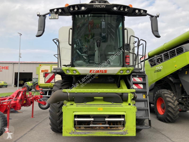 Ceifeira Claas  Trion 520