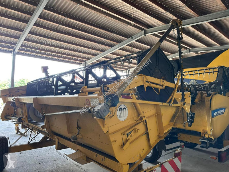 Moisson New Holland  TF 76
