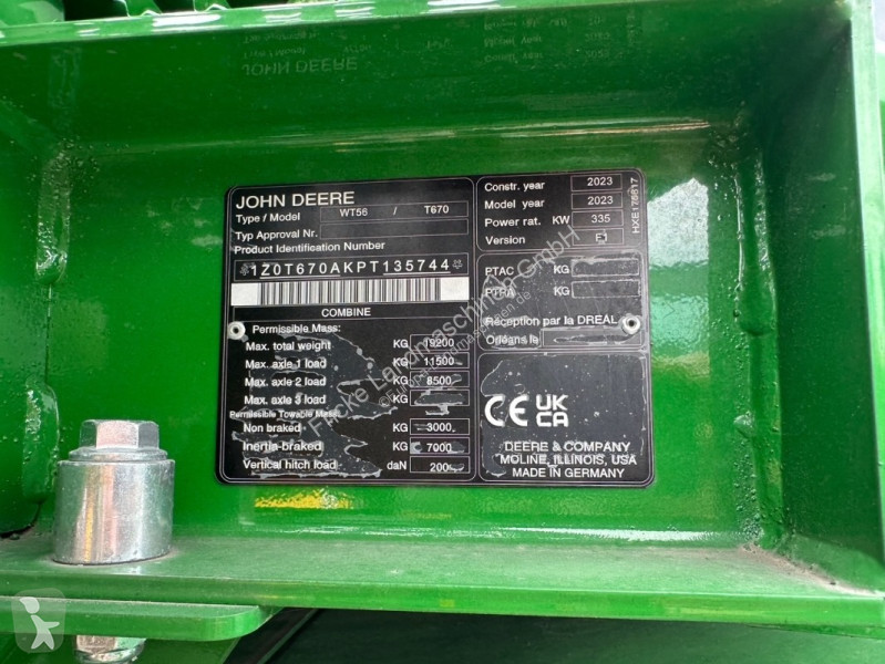 Moisson John Deere T  i   Neumaschine
